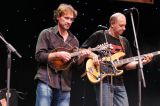 Jirka Vopava mandolína a Zdeněk Fík baskytara