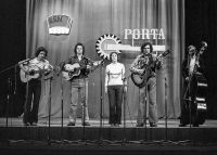 Legendární zlínská (pardon gottwaldovská) skupina Rosa na Portě 1974 ve Svitavách. Přijela a zvítězila.