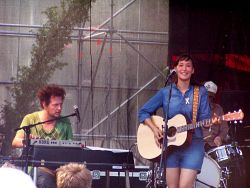 Nive Nielsen s kapelou