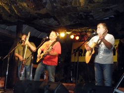 Nebýt Hop Tropu a jeho přátelství se Sampajem, zřejmě by nebylo Trampského Širáku | foto: Belmondo Nebýt Hop Tropu a jeho přátelství se Sampajem, zřejmě by nebylo Trampského Širáku