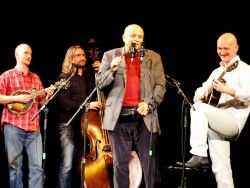 Ivan Mládek a Láďa jede lodí