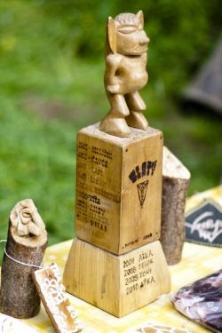 Putovní cena - Zlatý trapsavec | foto: Jan Pohunek - Přebral Putovní cena - Zlatý trapsavec