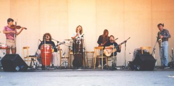 Spolektiv někdy v 90. letech | foto: archiv skupiny Spolektiv někdy v 90. letech