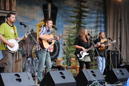 Mohelnice2012_2_Blue_Gate_LKr | foto: Lenka Krausová Mohelnice2012_2_Blue_Gate_LKr