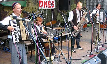 ZDARR - foto: Vítek Školník Urban ©